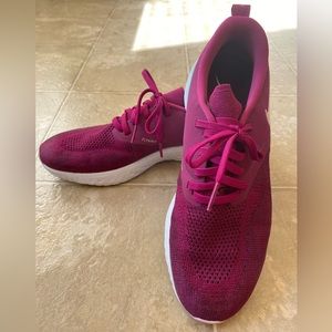 Nike Odyssey React 2